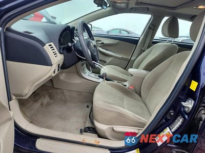 Zdjęcie 7 z 12 samochodu: 2011 TOYOTA COROLLA LE VIN:2T1BU4EE4BC567801 - miniatura