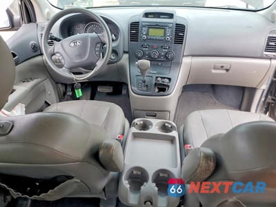 Zdjęcie 8 z 13 samochodu: 2011 KIA SEDONA LX VIN:KNDMG4C75B6412332 - miniatura