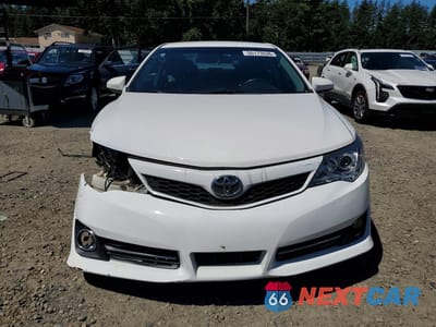 Piąte zdjęcie samochodu w środku: 2014 TOYOTA CAMRY SE VIN:4T1BF1FK5EU425733 - miniatura