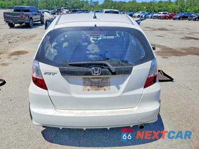 Zdjęcie 6 z 12 samochodu: 2012 HONDA FIT VIN:JHMGE8H36CC035687 - miniatura