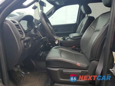 Zdjęcie 7 z 13 samochodu: 2021 RAM 3500 VIN:3C7WRTCLXMG604151 - miniatura