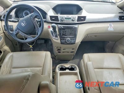 Zdjęcie 8 z 13 samochodu: 2014 HONDA ODYSSEY TOURING VIN:5FNRL5H95EB078829 - miniatura