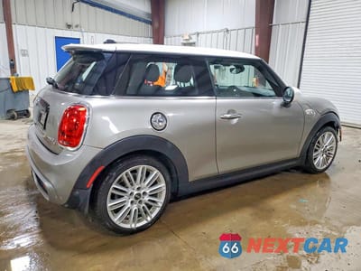 Trzecie zdjęcie samochodu z tyłu: 2019 MINI COOPER S VIN:WMWXP7C59K2L25289 - miniatura