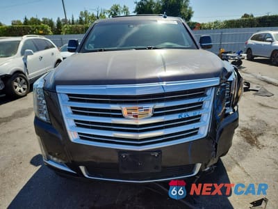 Piąte zdjęcie samochodu w środku: 2017 CADILLAC ESCALADE ESV PLATINUM VIN:1GYS4KKJ8HR144203 - miniatura