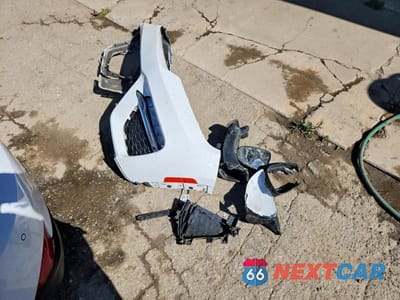 Zdjęcie 12 z 13 samochodu: 2019 LEXUS IS 300 VIN:JTHBA1D24K5086859 - miniatura