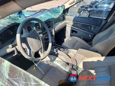 Zdjęcie 8 z 13 samochodu: 2005 JEEP GRAND CHEROKEE LAREDO VIN:1J4GS48K15C724270 - miniatura