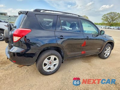 Trzecie zdjęcie samochodu z tyłu: 2007 TOYOTA RAV4 LIMITED VIN:JTMBK31V676017620 - miniatura