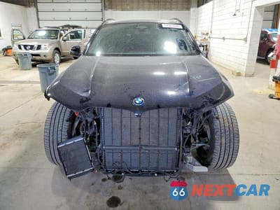 Piąte zdjęcie samochodu w środku: 2025 BMW X5 XDRIVE50E VIN:5UX43EU00S9Z15489 - miniatura