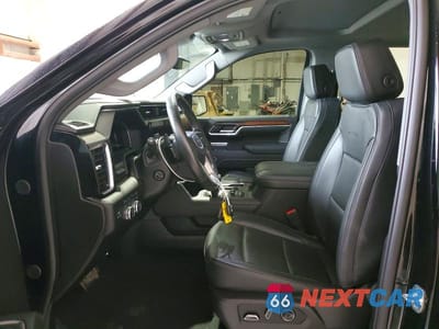 Zdjęcie 7 z 13 samochodu: 2025 GMC SIERRA K1500 DENALI VIN:1GTUUGEL4SZ137040 - miniatura