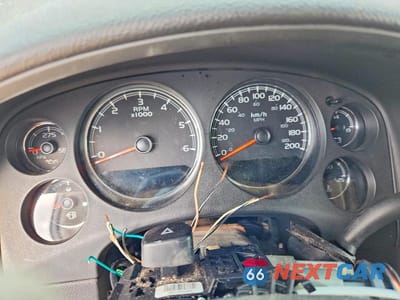 Zdjęcie 9 z 13 samochodu: 2009 CHEVROLET SUBURBAN K1500 LS VIN:1GNFK16389R245706 - miniatura
