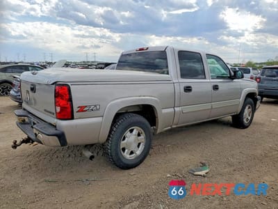 Trzecie zdjęcie samochodu z tyłu: 2005 CHEVROLET SILVERADO K1500 VIN:2GCEK13T651160245 - miniatura