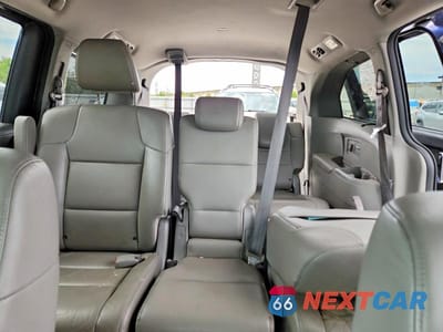 Zdjęcie 10 z 14 samochodu: 2016 HONDA ODYSSEY TOURING VIN:5FNRL5H98GB083641 - miniatura