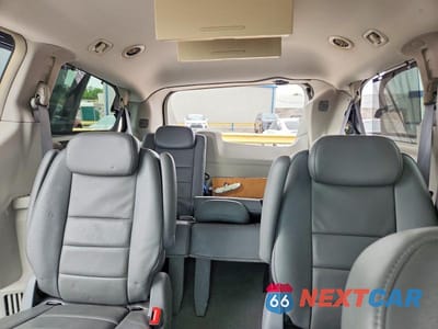 Zdjęcie 10 z 13 samochodu: 2008 DODGE GRAND CARAVAN SXT VIN:2D8HN54P58R124602 - miniatura