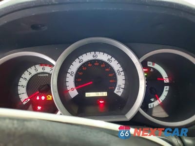 Zdjęcie 9 z 13 samochodu: 2011 TOYOTA TACOMA ACCESS CAB VIN:5TFTX4CNXBX008642 - miniatura