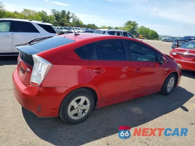 Trzecie zdjęcie samochodu z tyłu: 2010 TOYOTA PRIUS IV VIN:JTDKN3DU3A0096006 - miniatura
