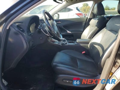 Zdjęcie 7 z 12 samochodu: 2006 LEXUS IS 350 VIN:JTHBE262165009489 - miniatura