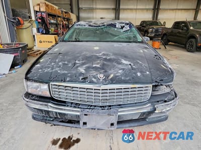 Piąte zdjęcie samochodu w środku: 1995 CADILLAC DEVILLE VIN:1G6KD52B0SU302086 - miniatura