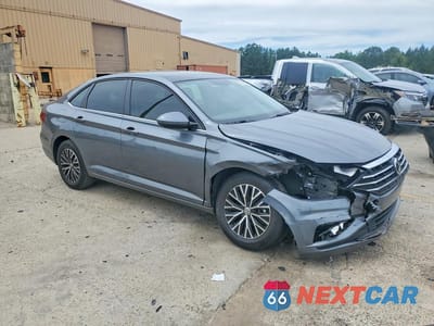 Czwarte zdjęcie samochodu z boku: 2021 VOLKSWAGEN JETTA S VIN:3VWC57BU4MM102988 - miniatura