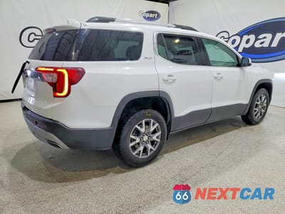 Trzecie zdjęcie samochodu z tyłu: 2023 GMC ACADIA SLT VIN:1GKKNML41PZ147180 - miniatura