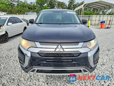 Piąte zdjęcie samochodu w środku: 2019 MITSUBISHI OUTLANDER SE VIN:JA4AZ3A30KZ043816 - miniatura