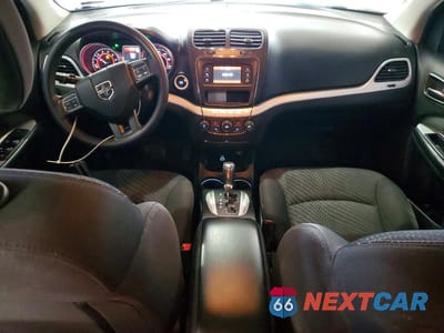 Zdjęcie 8 z 13 samochodu: 2018 DODGE JOURNEY SE VIN:3C4PDCAB3JT534165 - miniatura