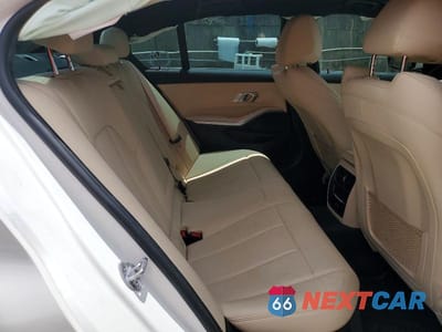 Zdjęcie 10 z 12 samochodu: 2021 BMW 330I VIN:3MW5R1J00M8B53356 - miniatura