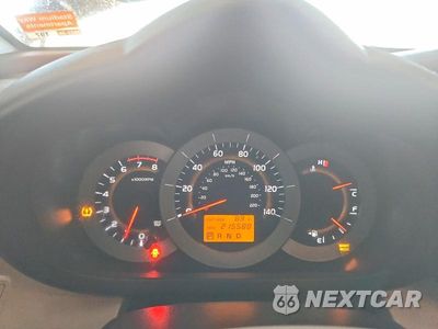 Zdjęcie 9 z 13 samochodu: 2008 TOYOTA RAV4 BASE VIN:JTMBD33V985141847 - miniatura