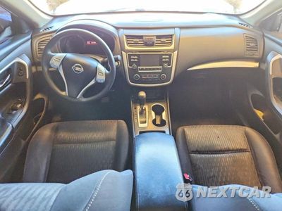 Zdjęcie 8 z 12 samochodu: 2016 NISSAN ALTIMA 2.5 S VIN:1N4AL3AP9GN343448 - miniatura