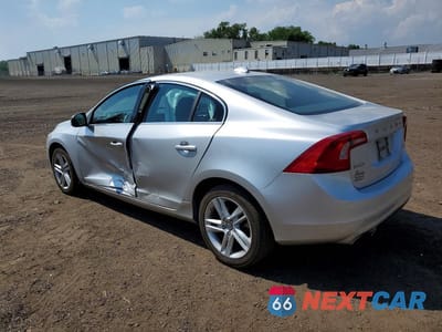 Drugie zdjęcie samochodu z przodu: 2014 VOLVO S60 T5 VIN:YV1612FH0E1280546 - miniatura