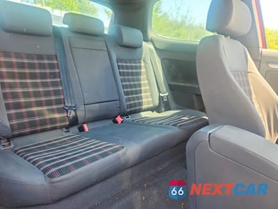 Zdjęcie 10 z 12 samochodu: 2006 VOLKSWAGEN NEW GTI VIN:WVWFV71K56W125764 - miniatura
