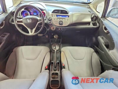 Zdjęcie 8 z 13 samochodu: 2013 HONDA FIT VIN:JHMGE8H37DC075195 - miniatura