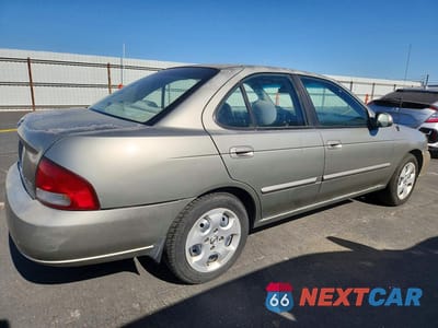 Trzecie zdjęcie samochodu z tyłu: 2003 NISSAN SENTRA XE VIN:3N1CB51D33L810299 - miniatura
