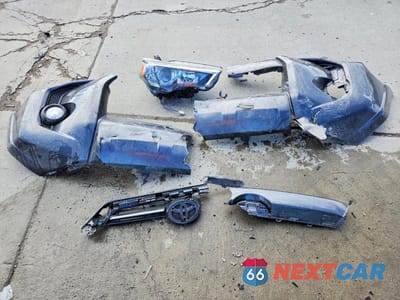 Zdjęcie 13 z 14 samochodu: 2020 TOYOTA 4RUNNER SR5 VIN:JTEBU5JR1L5756737 - miniatura