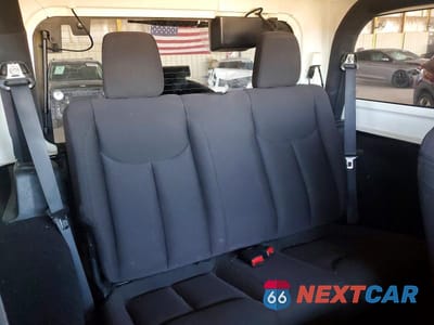Zdjęcie 10 z 12 samochodu: 2015 JEEP WRANGLER SPORT VIN:1C4AJWAG7FL508490 - miniatura