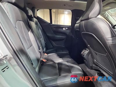 Zdjęcie 11 z 14 samochodu: 2026 VOLVO XC40 PLUS VIN:YV4L12UC6T2746341 - miniatura