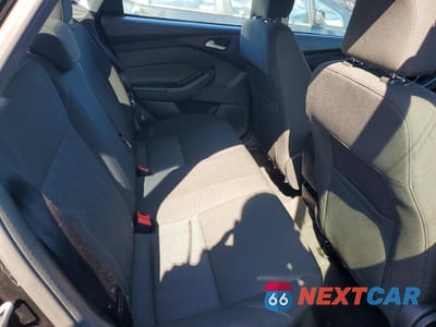 Zdjęcie 10 z 12 samochodu: 2017 FORD FOCUS SE VIN:1FADP3F27HL302117 - miniatura
