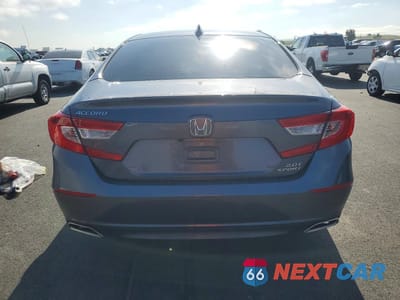 Zdjęcie 6 z 12 samochodu: 2018 HONDA ACCORD SPORT VIN:1HGCV2F33JA038217 - miniatura