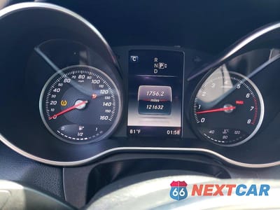 Zdjęcie 9 z 13 samochodu: 2015 MERCEDES-BENZ C 400 4MATIC VIN:55SWF6GBXFU025628 - miniatura