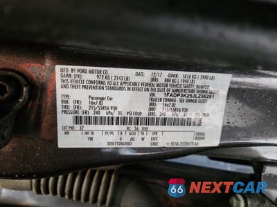 Zdjęcie 12 z 12 samochodu: 2018 FORD FOCUS SE VIN:1FADP3K25JL236291 - miniatura