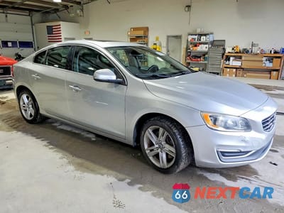 Czwarte zdjęcie samochodu z boku: 2014 VOLVO S60 T5 VIN:YV1612FS2E2298195 - miniatura