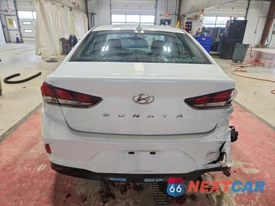 Zdjęcie 6 z 12 samochodu: 2019 HYUNDAI SONATA SEL VIN:5NPE34AF8KH791696 - miniatura