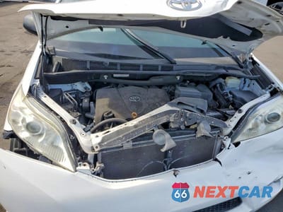 Zdjęcie 12 z 13 samochodu: 2017 TOYOTA SIENNA L 7-PASSENGER VIN:5TDZZ3DCXHS826415 - miniatura
