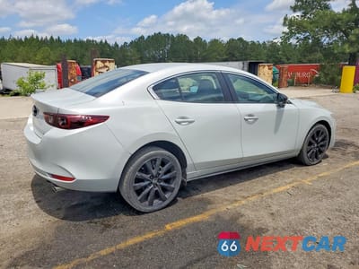 Trzecie zdjęcie samochodu z tyłu: 2025 MAZDA 3 SELECT SPORT VIN:3MZBPABM3SM455755 - miniatura