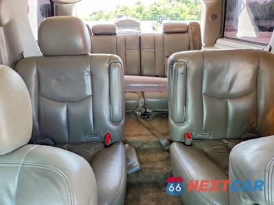 Zdjęcie 10 z 13 samochodu: 2005 CHEVROLET TAHOE C1500 VIN:1GNEC13T05R200234 - miniatura