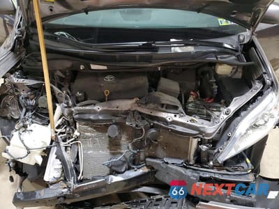Zdjęcie 12 z 13 samochodu: 2019 TOYOTA SIENNA XLE PREMIUM 8-PASSENGER VIN:5TDYZ3DC0KS987651 - miniatura