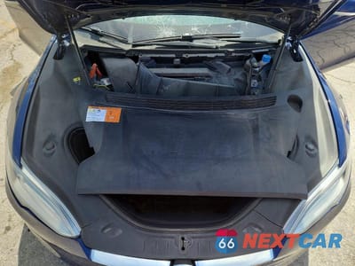 Zdjęcie 11 z 12 samochodu: 2018 TESLA MODEL S VIN:5YJSA1E20JF243493 - miniatura