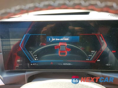 Zdjęcie 9 z 12 samochodu: 2023 BMW M3 VIN:WBS53AY04PFP82536 - miniatura