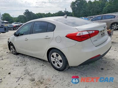 Drugie zdjęcie samochodu z przodu: 2015 KIA FORTE LX VIN:KNAFK4A63F5312580 - miniatura