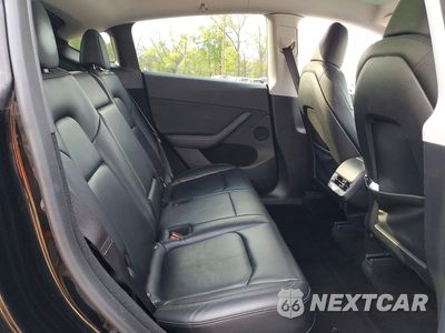 Zdjęcie 11 z 13 samochodu: 2024 TESLA MODEL Y VIN:7SAYGDEE7RA222138 - miniatura
