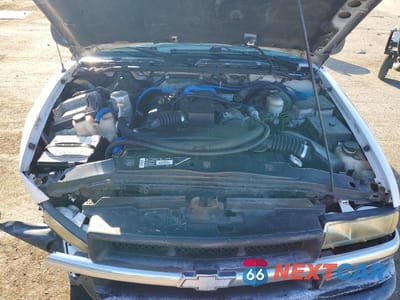 Zdjęcie 11 z 12 samochodu: 1998 CHEVROLET S TRUCK S10 VIN:1GCCS1443WK173888 - miniatura
